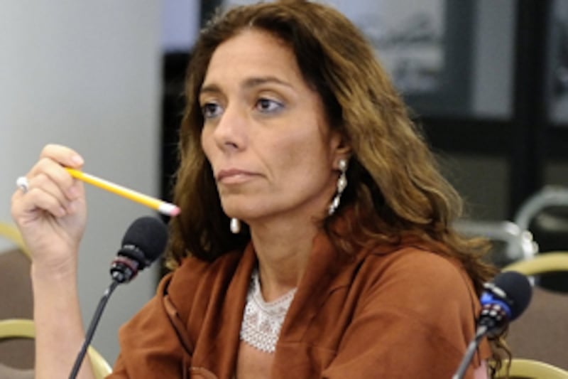 articles/2012/11/30/who-s-who-at-the-women-in-the-world-summit-in-brazil/brazil-summit-bio-raquel-barros_eqo9oj
