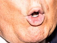 articles/2016/05/20/why-hillary-s-going-to-have-a-hard-time-playing-the-woman-card-against-trump/160519-goff-donald-trump-tease_adkd3i