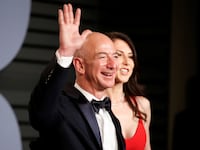 bezos_pem5nk