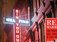 articles/2012/01/13/mark-driscoll-s-sex-manual-real-marriage-scandalizes-evangelicals/evangelical-sex-book-sessions_gdffeb