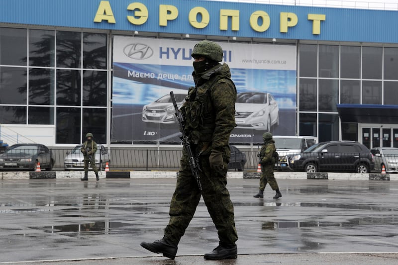 articles/2014/02/28/exclusive-russian-blackwater-takes-over-ukraine-airport/140228-rogin-airport-tease_ervubd
