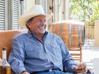 articles/2016/12/28/george-strait-drinking-rules/161222-rothbaum-drinking-rules-tease_a0kih9