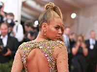 cheats/2016/10/11/beyonc-fans-torch-trump-surrogate-betsy-mccaughey/161011-beyonce-mccaughey-cheat_t73qlq