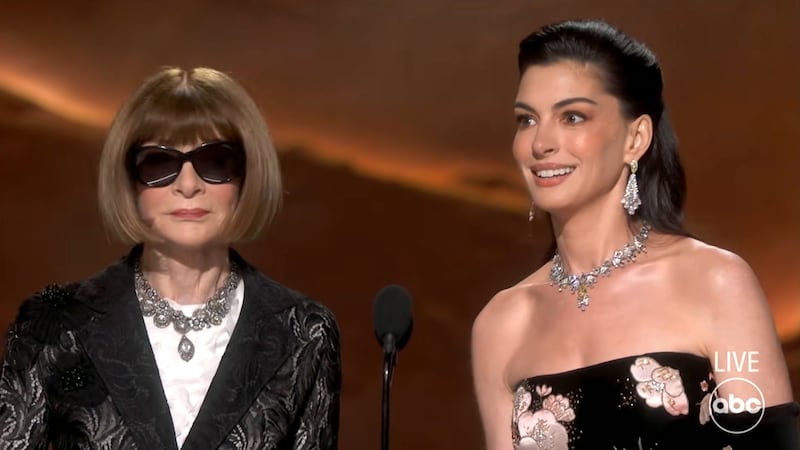 Anna Wintour and Anne Hathaway