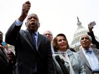 articles/2016/07/11/john-lewis-and-house-dems-must-keep-up-the-anti-nra-fight/160710-pitner-john-lewis-tease_hrgwdw