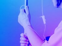articles/2016/01/10/mom-in-the-hospital-what-you-need-to-know/160109-khan-hospitalized-tease_im8fct