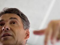 cheats/2012/01/16/rick-perry-pushes-for-virginia-ballot/rick-perry-wants-to-be-virginia-ballot-cs_d7crns