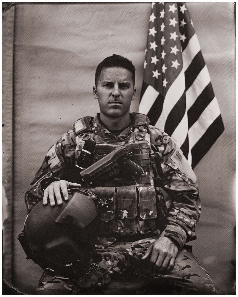 galleries/2013/11/11/aerial-gunner-photographer-captures-moments-from-his-deployment-to-afghanistan-photos/Lt._CoPilot_xu68hf