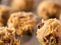 articles/2016/06/30/this-is-why-you-can-t-eat-cookie-dough/160630-slattery-cookie-dough-tease_ifqjzs