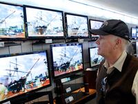 articles/2014/06/25/what-the-aereo-decision-means-for-you/140625-aereo-chayka-tease_bgbucg