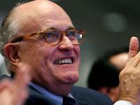 180507-giuliani-media-blitz-working-cheat_ntnoha