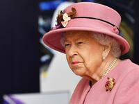 201203-Sykes-Queen-tease_hzhrro