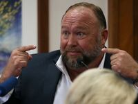 2022-08-03T011127Z_349529957_RC2GOV92GOVF_RTRMADP_3_ALEX-JONES-DEFAMATION-TRIAL_smzrmc