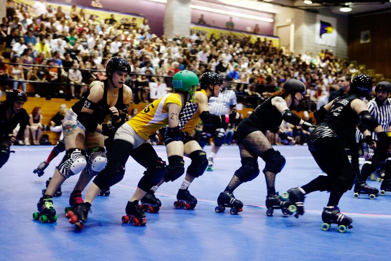 articles/2012/06/23/is-gotham-girl-all-star-bonnie-thunders-the-lebron-james-of-roller-derby/roller-derby-tease_yaov0a