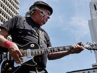 Neil Young and Joan Baez perform during the ‘Fighting Oligarchy’ tour at Grand Park in 2025.