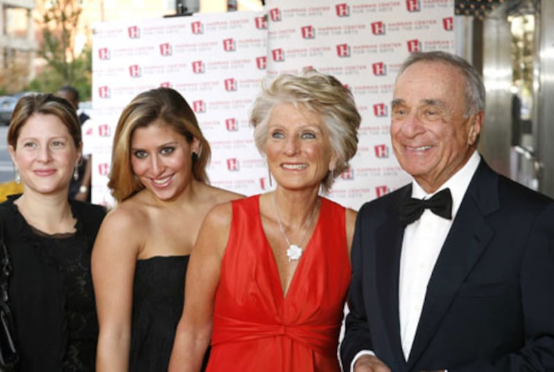 articles/2011/04/13/sidney-harman-an-extraordinary-life-by-jonathan-alter/alter-sidney-harman-3_q4zv5d