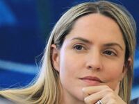 articles/2016/05/03/the-woman-running-rupert-murdoch-s-gawker-for-the-right/160502-grove-louise-mensch-tease_mbi7rg