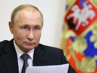 2022-10-21T114614Z_1087041535_RC2M5X9XY704_RTRMADP_3_RUSSIA-PUTIN_srd5zf