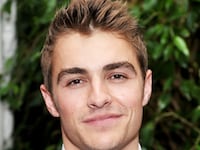 articles/2012/03/15/21-jump-street-meet-dave-franco-james-franco-s-hot-brother/dave-franco-tease_kv0sa8