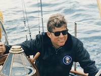 galleries/2016/07/04/presidential-sunglasses-through-the-decades/160702-supernova-presidents-sunglasses-photo-tease_husyzh