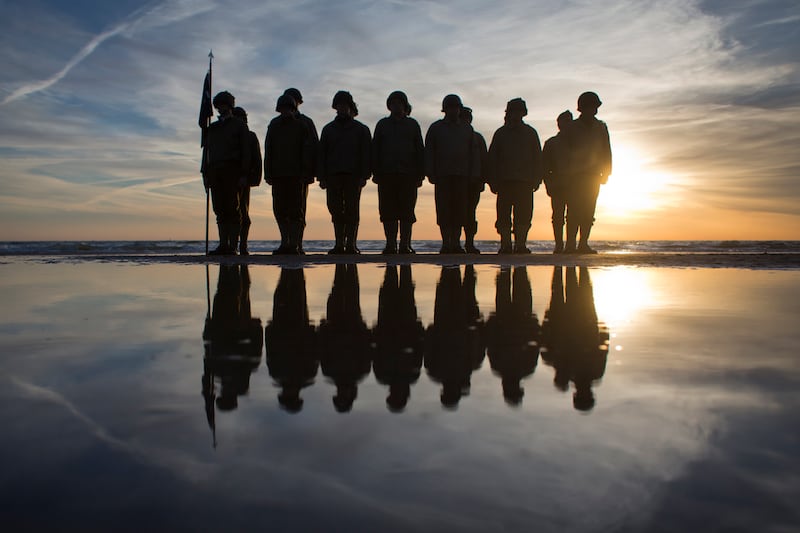 articles/2014/06/06/d-day-70th-anniversary-celebrations-queen-obama-merkel-putin-and-cameron-in-france/140605-sykes-dday-tease1_ujs3wk