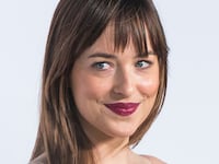 articles/2015/02/18/fifty-shades-of-grey-star-dakota-johnson-s-bright-bdsm-free-future/150217-fallon-johnson-tease_footub