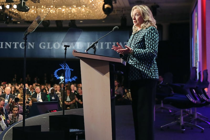 articles/2012/09/24/hillary-clinton-no-dignity-in-violence/hillary-clinton-violence-cgi-pesta_dhqh5c
