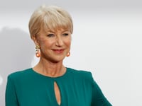 articles/2015/10/02/helen-mirren-s-timeless-cool/151002-zimmerman-mirren-cool-tease_gelop5