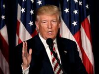 articles/2016/09/07/donald-trump-s-america-bigger-badder-and-broke/160907-mak-trump-tease_zosdoi