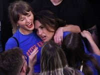 Taylor Swift and Mariska Hargitay
