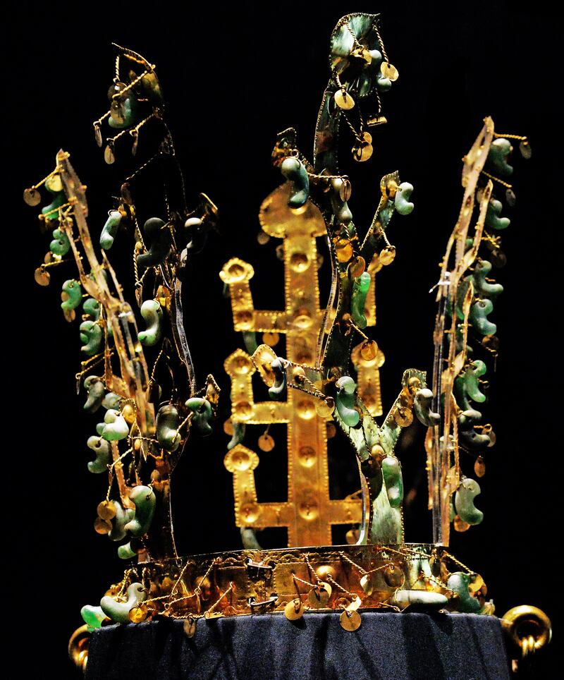 The Gold crown of Silla from Hwangnamdaechong, housed in the National Museum of Korea. It is a National Treasure of Korea. The height of the crown is 27.5 centimetres and the gold chains and pendants that dangle from the crown, known as Suhasik are 13 to 30.3 centimetres in length. The crown is known for its abundant use of jade. The Suhasik are grouped into two groups of three and are arranged with the longest chains on the outer edge to the smallest chains closest to the front of the crown. second half of 5th century. Excavated from the north mound of Hwangnam Daechong Tomb.