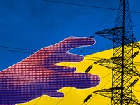 articles/2016/01/06/exclusive-cia-eyes-russian-hackers-in-blackout-attack/160105-harris-russia-cyber-attack-tease_fl9zpj