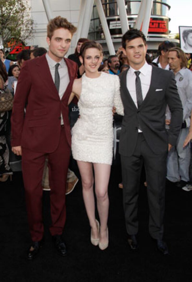 galleries/2010/06/25/twilight-s-starry-night/twilight-premiere_rp64wq