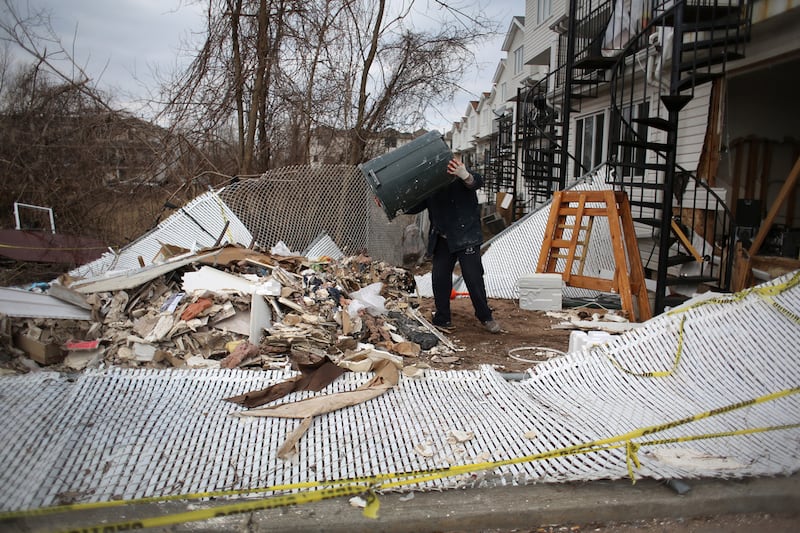 articles/2013/01/05/callous-conservatives-gulf-state-republicans-sandy-shame/avlon-shameful-sandy-vote-tease-embed_eqph8q