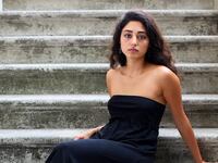 articles/2012/01/20/nude-photo-of-iranian-actress-golshifteh-farahani-roils-iran/golshifteh-farahani-nude-photo-memarian-teaser_kzz1wb