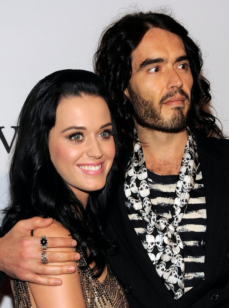 galleries/2013/04/18/kat-von-d-katy-perry-more-bizarre-celebrity-theme-weddings-photos/130417-celeb-wedding-13_vjsrrp