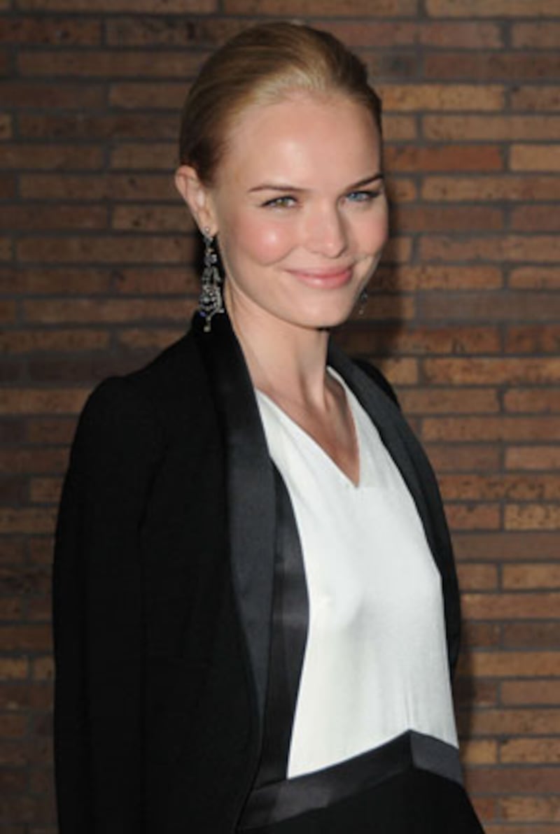 galleries/2010/02/20/a-list-buddhists/celeb-buddhists---kate-bosworth_gfaw4j