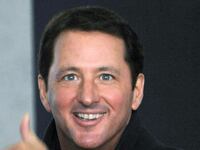 articles/2013/09/21/kevin-trudeau-the-pitchman-the-feds-can-t-stop/130920-kevin-trudeau-ross-tease-new_pe2xbw