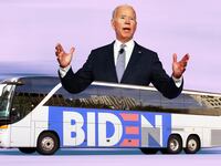 191125-biden-bus-tour-tease_lkpmvq