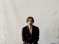 articles/2015/04/11/death-cab-for-cutie-frontman-ben-gibbard-slams-indiana-and-talks-divorce/150411-leon-death-cab-tease-1_ygr6ut