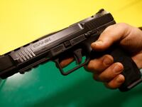 2018-03-22T164039Z_776215139_RC1CDC649100_RTRMADP_3_GLOBAL-GUNS_z6lcfv