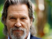 articles/2016/06/28/jeff-bridges-i-don-t-go-the-trump-way/160627-stern-jeff-bridges-tease-2_rmyhpm