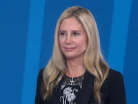 180606-Winkelman-Mira-Sorvino-hero_q7g8se
