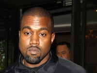 articles/2016/06/06/inside-kanye-west-s-nyc-riot-rapper-leads-fans-on-insane-scavenger-hunt-to-trump-building/160606-collins-kanye-tease_laajvx
