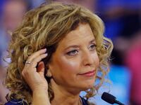 articles/2016/07/24/bernie-bros-celebrate-debbie-wasserman-schultz-s-ouster-as-dnc-head/160724-swin-Debbie-Wasserman-Schulz-tease_vtc2jr