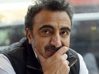 articles/2016/09/02/the-disgusting-breitbart-smear-campaign-against-the-immigrant-owner-of-chobani/160901-kirchik-chobani-Hamdi-Ulukaya-tease_ocueg1