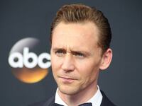 articles/2016/09/19/male-stars-clean-up-nicely-for-the-emmys/160919-ginsberg-best-dressed-tease_cjo4tj