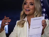 2020-05-22T183120Z_757073870_RC2UTG9LLOO5_RTRMADP_3_USA-TRUMP_nn5vsk