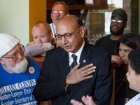 articles/2016/10/27/khizr-khan-is-not-done-standing-up-to-donald-trump/161027-mak-khan-clinton-tease_xnk8il