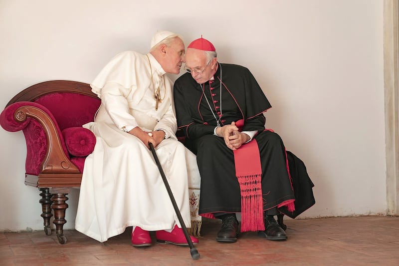012-the-two-popes-vogueint-25oct19-credit-Peter-Mountain_wkprbz